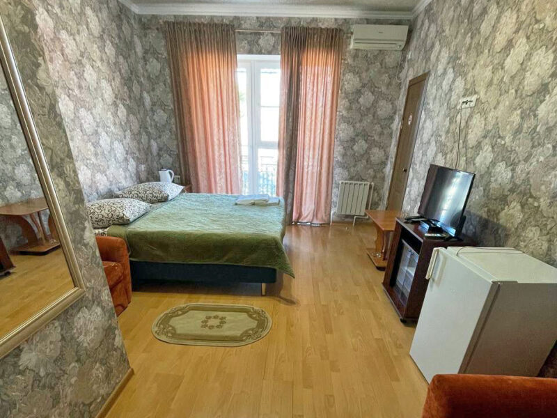 Номер 10. Гостиница «Дом Туриста», г. Миллерово, трасса М-4 «ДОН».