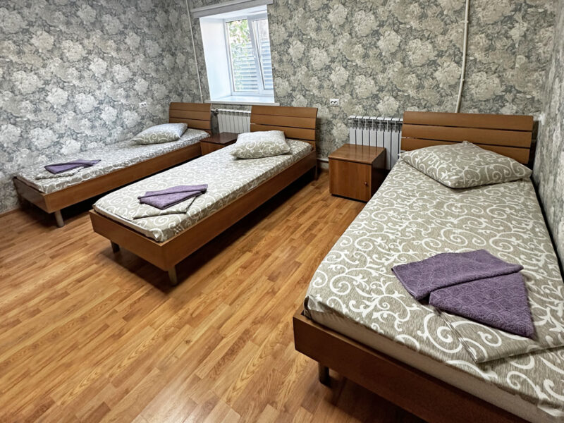 Номер 4. Гостиница «Дом Туриста», г. Миллерово, трасса М-4 «ДОН».