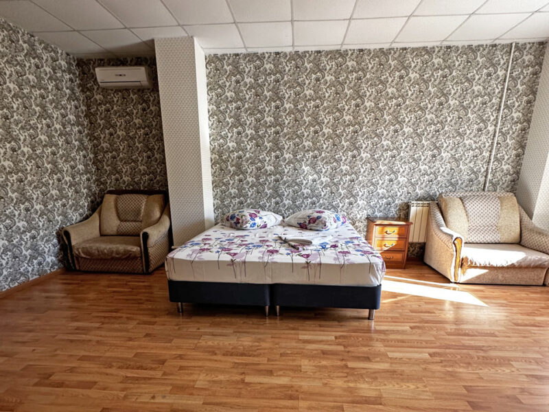 Номер 7. Гостиница «Дом Туриста», г. Миллерово, трасса М-4 «ДОН».